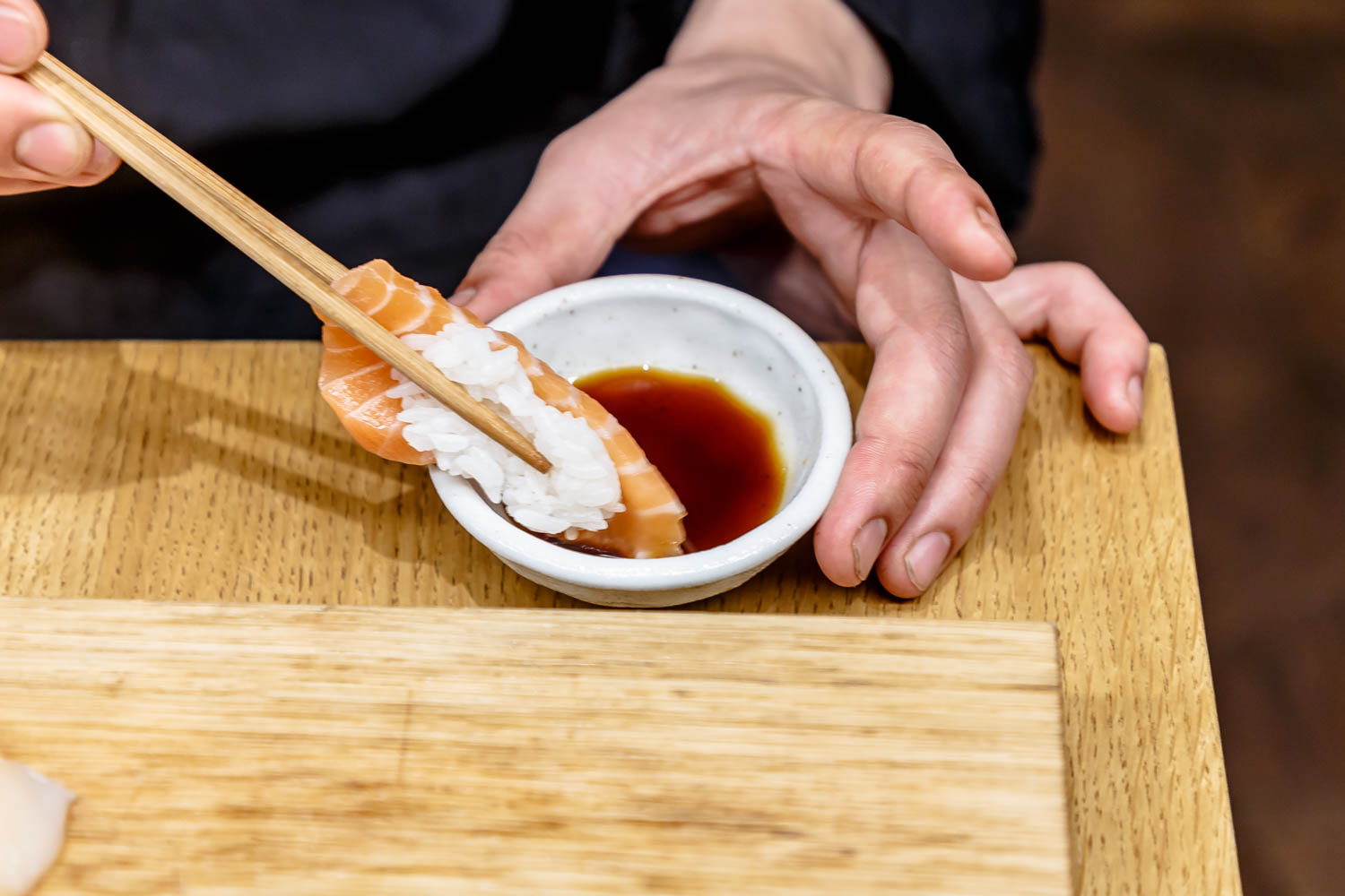 Как правильно есть суши и роллы